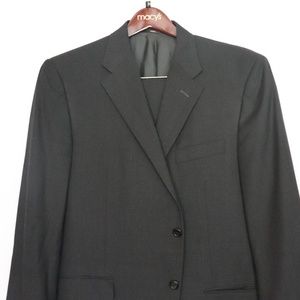 Hickey Freeman 2-Piece Black Suit (44 R)